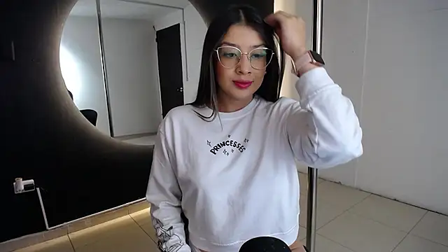 Emma Lombardi online show from February 9, 12:19 pm