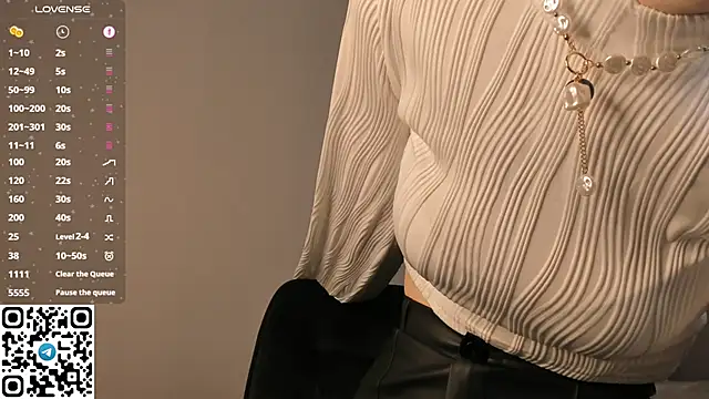 tyty piupiu online show from October 23, 6:06 pm