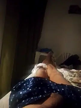 Snapshot of Eliezezeze chatting on January 13, 4:40 am Eliezezeze online show from January 13, 4:40 am