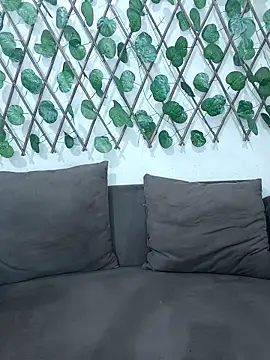 Bold-Cat online show from September 21, 5:58 pm