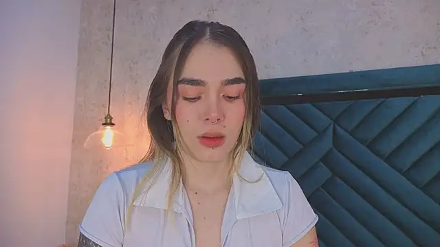 Lucy Vega online show from September 13, 4:01 am