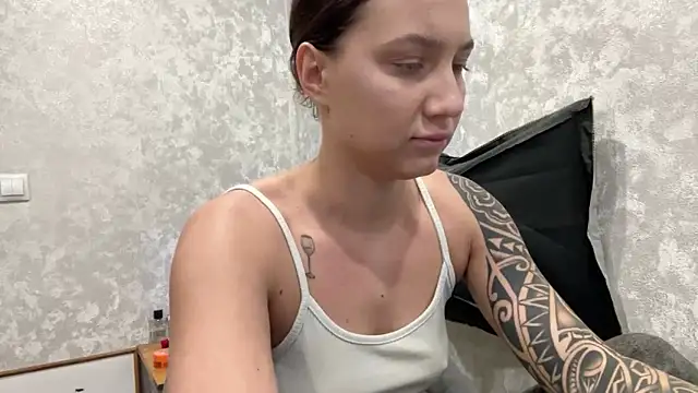 AnneBall online show from December 16, 9:03 am