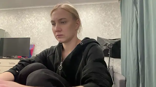 AnneBall online show from January 10, 4:20 pm