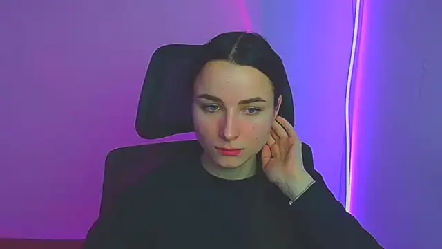 Eva Janee online show from January 17, 6:47 am