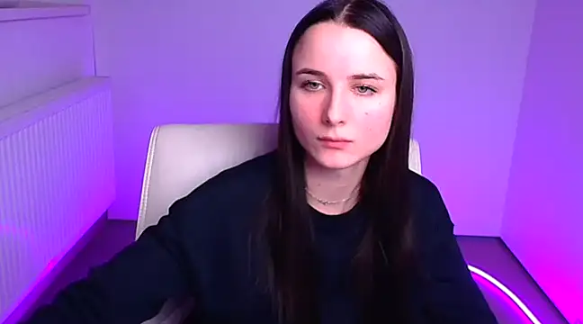 Eva Janee online show from February 4, 9:49 am