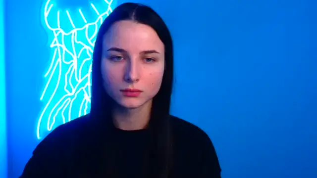 Eva Janee online show from February 14, 6:45 am