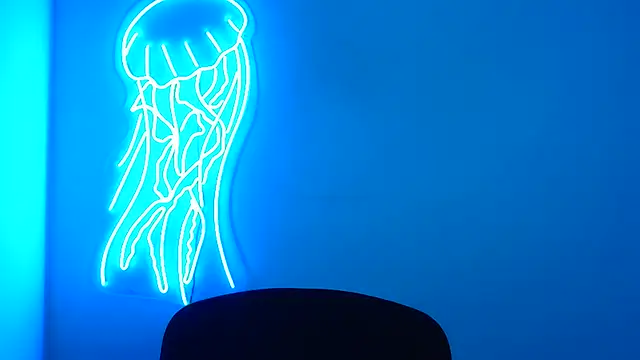 Eva Janee online show from March 4, 6:26 am