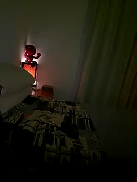 PutaNieves1983 online show from October 6, 11:02 pm