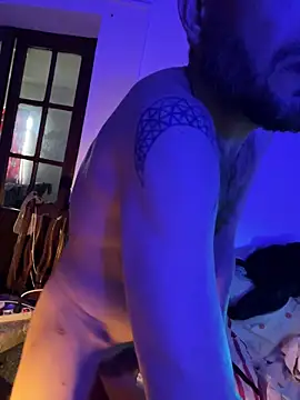 PutaNieves1983 online show from February 4, 11:05 am