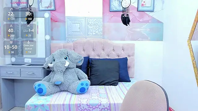 EvaaLovia1 online show from March 3, 1:20 pm