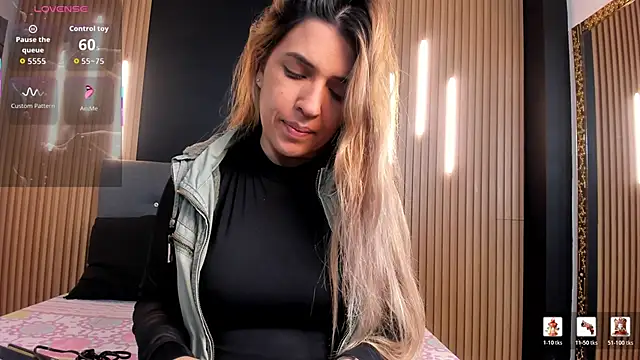 Snapshot of EvaaLovia1 chatting on March 11, 1:39 pm EvaaLovia1 online show from March 11, 1:39 pm