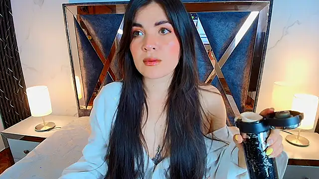 Amara vega online show from November 14, 5:50 am