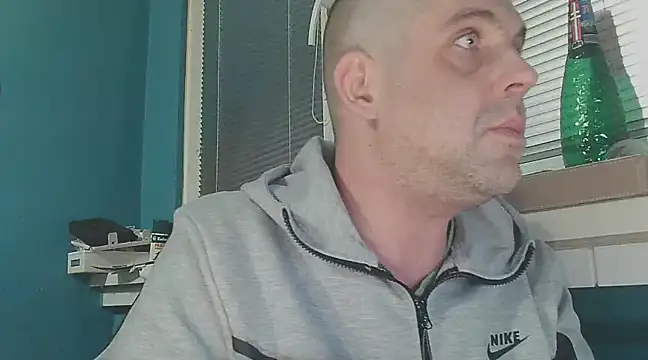 Snapshot of YouWantMe666 chatting on February 10, 6:56 pm YouWantMe666 online show from February 10, 6:56 pm