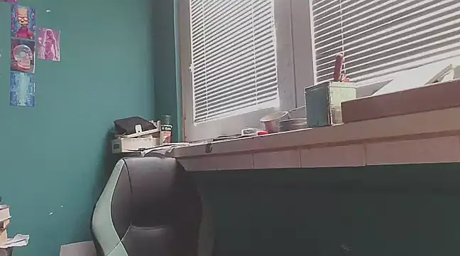 Snapshot of YouWantMe666 chatting on February 12, 2:21 pm YouWantMe666 online show from February 12, 2:21 pm