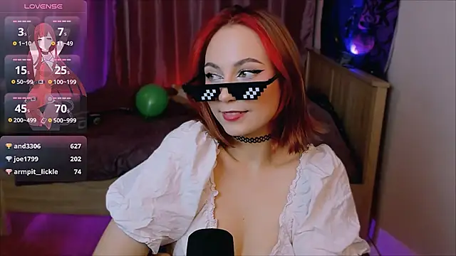 Snapshot of Carolina_Leep chatting on December 14, 5:25 pm Carolina Leep online show from December 14, 5:25 pm