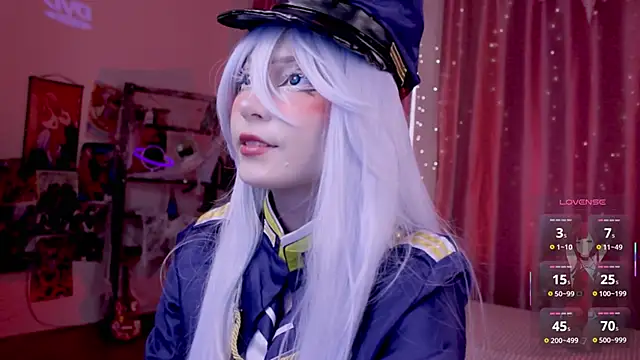 Snapshot of Carolina_Leep chatting on October 15, 12:27 pm Carolina Leep online show from October 15, 12:27 pm