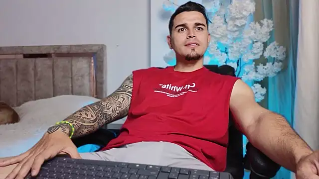 Axel Big cock online show from July 29, 10:41 pm