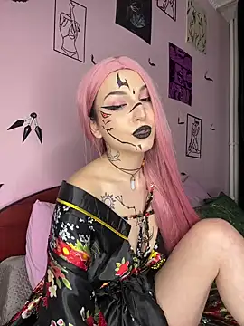 Snapshot of MoonAgnes chatting on January 4, 11:59 pm MoonAgnes online show from January 4, 11:59 pm