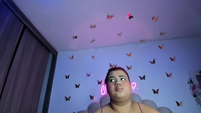 Snapshot of NaomiAsha chatting on October 25, 11:32 pm NaomiAsha online show from October 25, 11:32 pm