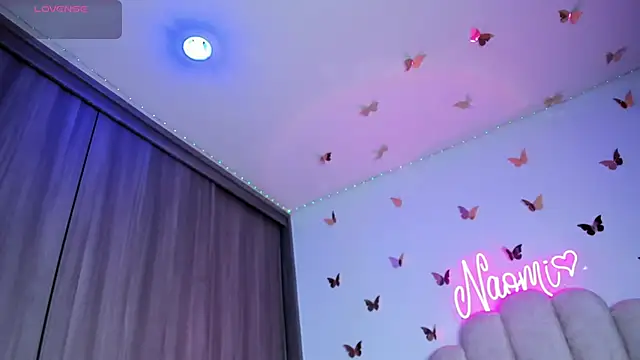 Snapshot of NaomiAsha chatting on October 30, 11:27 pm NaomiAsha online show from October 30, 11:27 pm