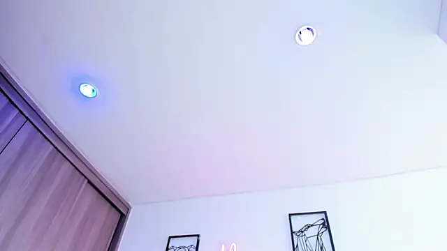 Snapshot of NaomiAsha chatting on March 17, 8:12 pm NaomiAsha online show from March 17, 8:12 pm