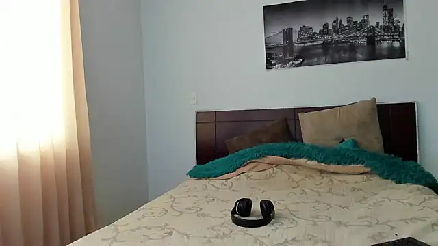 chicafitcaliente online show from January 8, 5:59 pm