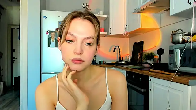 Niky  Jess online show from February 19, 10:45 am