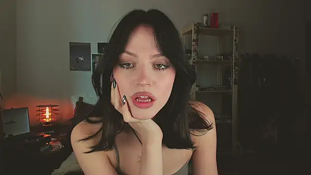 Snapshot of Niky__Jess chatting on April 9, 9:47 am Niky Jess online show from April 9, 9:47 am