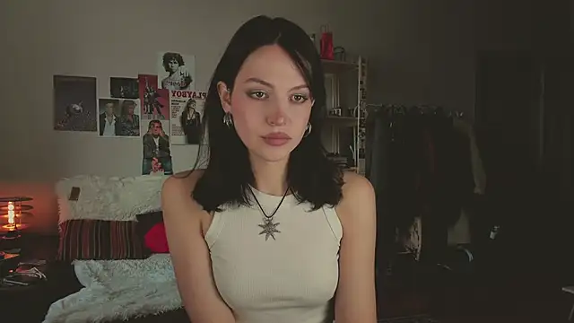 Snapshot of Niky__Jess chatting on April 14, 12:33 pm Niky Jess online show from April 14, 12:33 pm