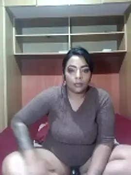 indianstormxo  online show from January 19, 1:15 pm