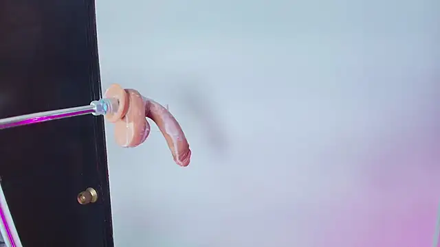 Snapshot of Lizz_Tender chatting on February 15, 3:28 pm Lizz Tender online show from February 15, 3:28 pm