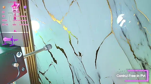 Snapshot of Lizz_Tender chatting on September 10, 12:49 pm Lizz Tender online show from September 10, 12:49 pm