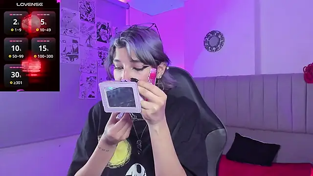 Snapshot of SukiFuyu_ chatting on February 4, 12:22 pm SukiFuyu  online show from February 4, 12:22 pm