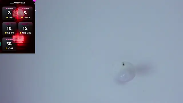 Snapshot of SukiFuyu_ chatting on February 17, 6:37 pm SukiFuyu  online show from February 17, 6:37 pm