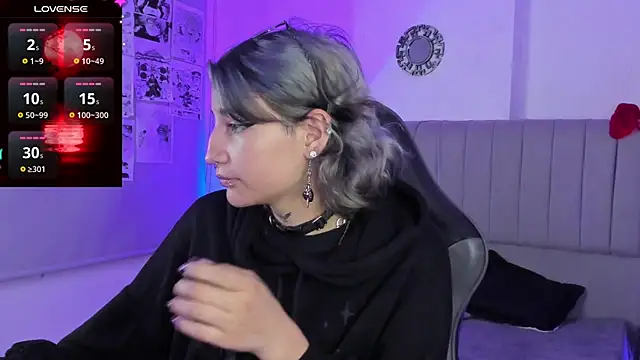 Snapshot of SukiFuyu_ chatting on March 13, 12:35 pm SukiFuyu  online show from March 13, 12:35 pm