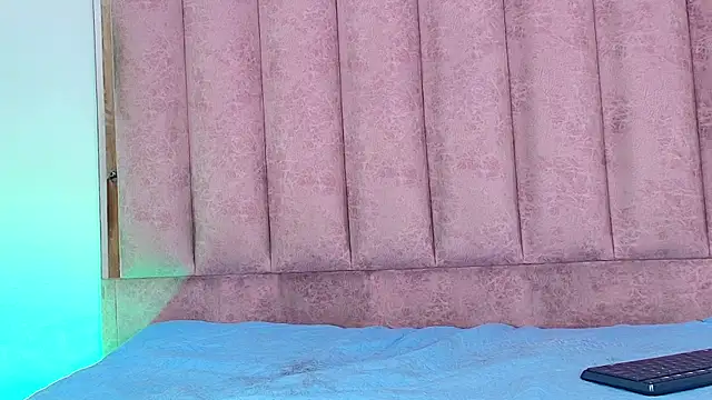 anisha x online show from September 10, 7:25 pm