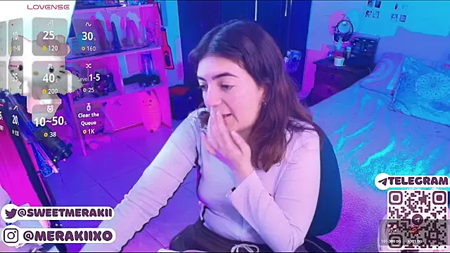 Snapshot of meraki_fraise chatting on April 21, 7:28 pm meraki fraise online show from April 21, 7:28 pm