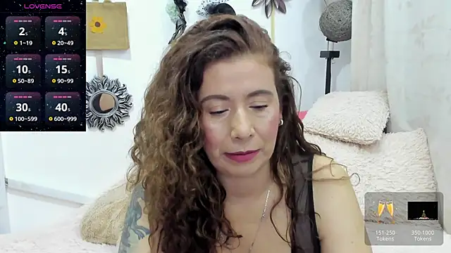 gabyy lovee online show from February 14, 3:14 am