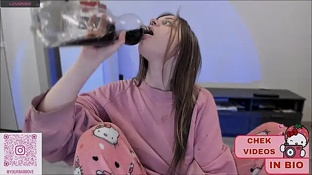 shy melony online show from March 23, 2:26 am