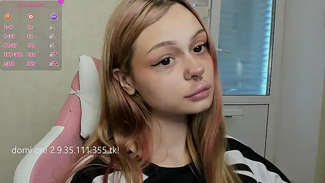 Snapshot of shy_melony chatting on June 5, 11:27 am shy melony online show from June 5, 11:27 am