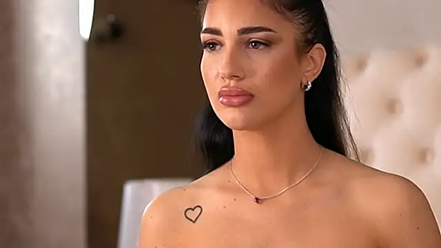 RaisaKali online show from March 14, 8:28 pm