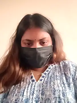 Snapshot of Hotmilfxox chatting on December 16, 12:06 pm Hotmilfxox online show from December 16, 12:06 pm