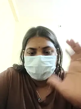 Snapshot of Hotmilfxox chatting on April 7, 4:40 pm Hotmilfxox online show from April 7, 4:40 pm