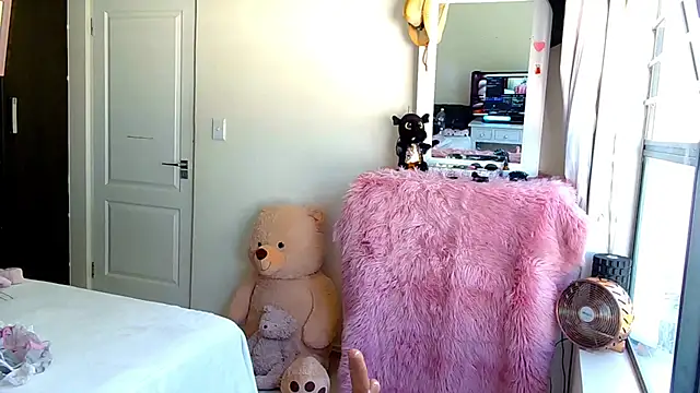 Luscious angell online show from January 23, 7:43 am