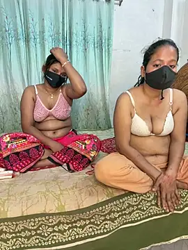 Snapshot of Desi_Best_Anal chatting on February 28, 4:30 pm Desi Best Anal online show from February 28, 4:30 pm