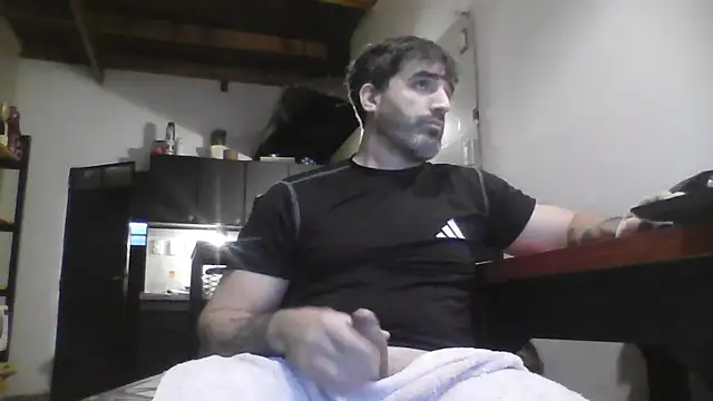 Snapshot of ozzypsico13 chatting on June 1, 4:09 pm ozzypsico13 online show from June 1, 4:09 pm