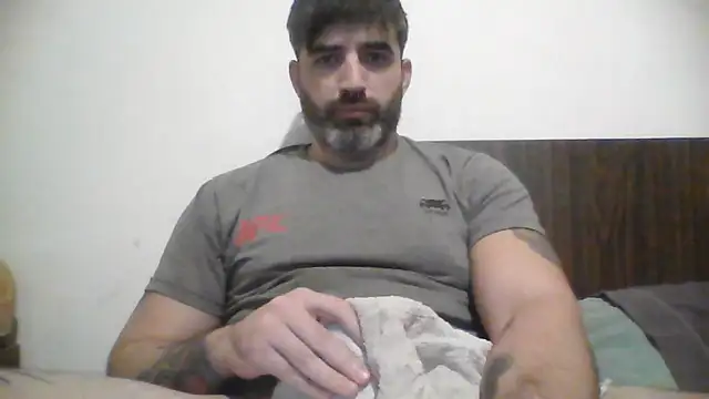 ozzypsico13 online show from June 24, 2:43 am
