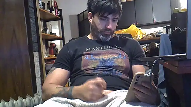 ozzypsico13 online show from July 7, 9:30 pm
