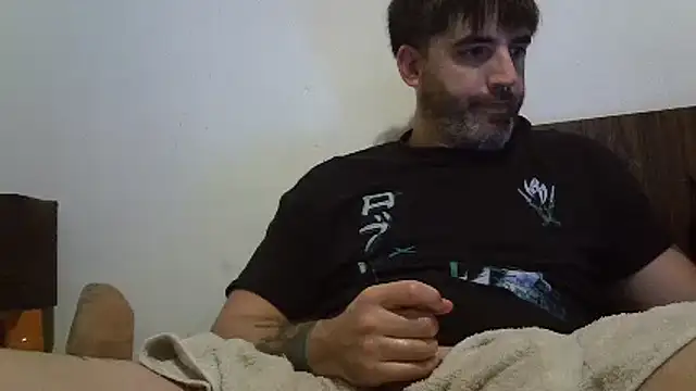 ozzypsico13 online show from August 4, 1:53 am