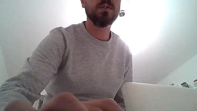 Snapshot of Frescon90 chatting on March 5, 10:10 pm Frescon90 online show from March 5, 10:10 pm